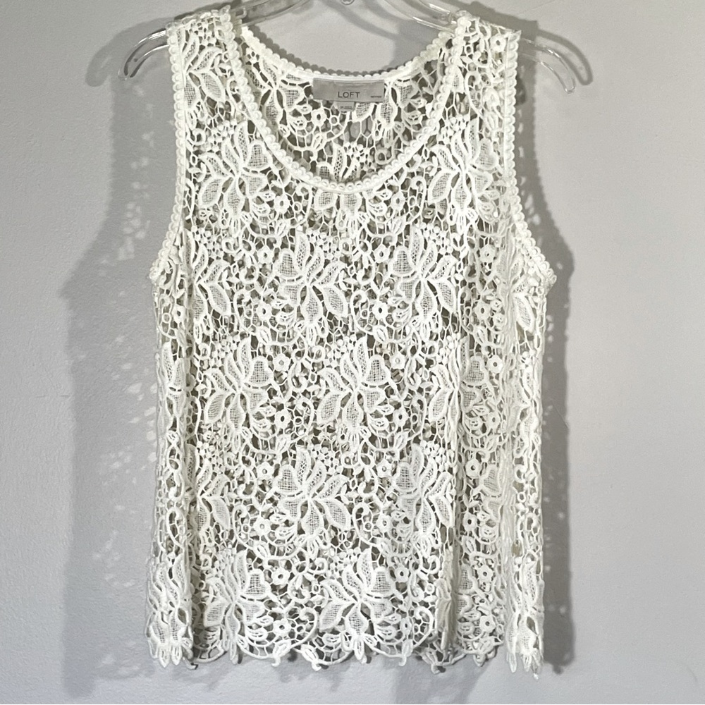 Loft Crochet Lace Shell Top‎